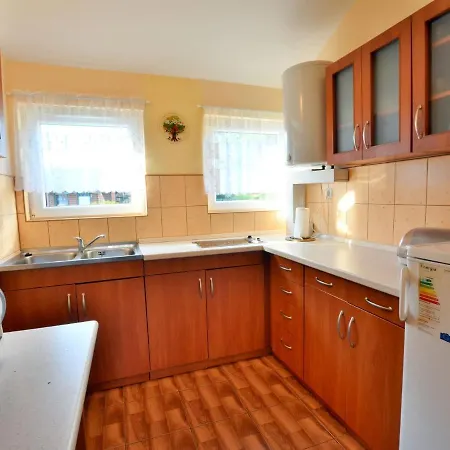 Single-story Close To The Nyaraló