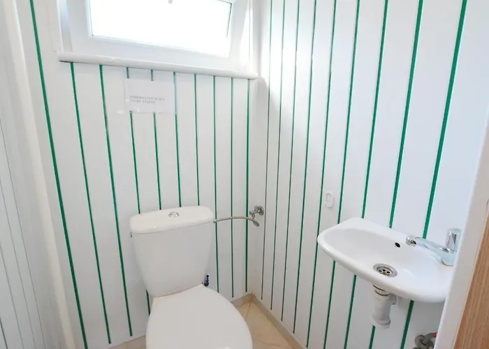 Single-story Close To The